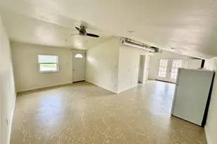 4109 Edison St, Houston, TX 77009 - Photo 11