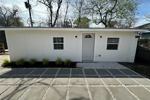 4109 Edison St, Houston, TX 77009 - Photo 3