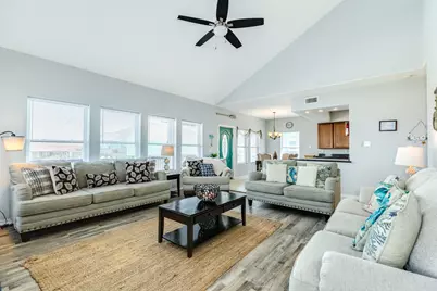 119 Bay Avenue, Surfside Beach, TX 77541 - Photo 11