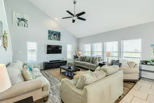 119 Bay Ave, Surfside Beach, TX 77541 - Photo 5