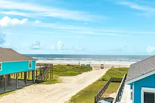 119 Bay Ave, Surfside Beach, TX 77541 - Photo 3