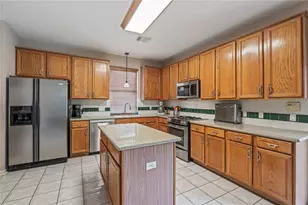 1707 Pensacola Ln, Friendswood, TX 77546 - Photo 11