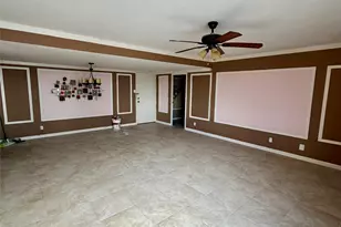 7520 Hornwood Dr, Houston, TX 77036 - Photo 3