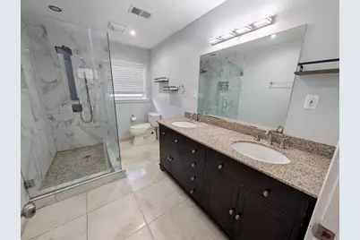 5306 Briarbend Drive, Houston, TX 77096 - Photo 9