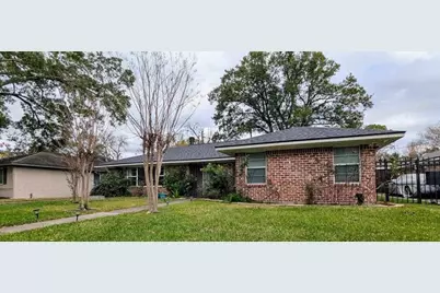 5306 Briarbend Drive, Houston, TX 77096 - Photo 17