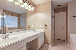 171 S Delta Mill Cir, Conroe, TX 77385 - Photo 7