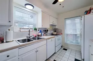 2021 Winrock Blvd, Houston, TX 77057 - Photo 9