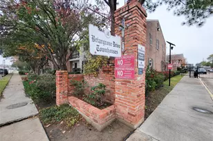 2021 Winrock Blvd, Houston, TX 77057 - Photo 3