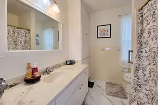 2021 Winrock Blvd, Houston, TX 77057 - Photo 17