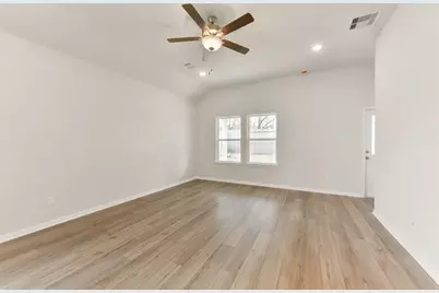 232 Harlingen Drive, Magnolia, TX 77354 - Photo 5