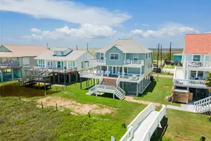 101 Stanek Dr, Surfside Beach, TX 77541 - Photo 3