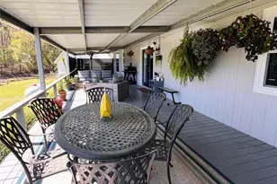 1776 Lakeshore Dr, Hemphill, TX 75948 - Photo 17