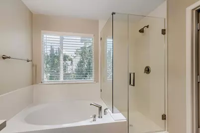11 Wineberry Place, The Woodlands, TX 77382 - Photo 19