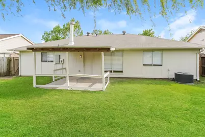 7011 Pickett Drive, Richmond, TX 77469 - Photo 13