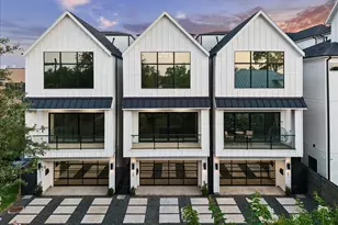 209 W 10th 1/2 St, Houston, TX 77008 - Photo 23