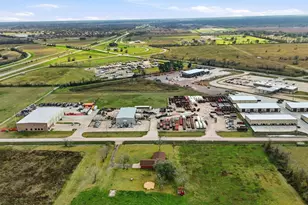 1839 W Henderson Rd, Angleton, TX 77515 - Photo 45