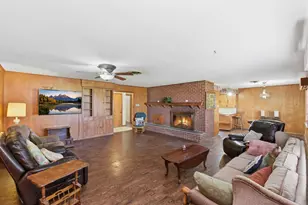 1839 W Henderson Rd, Angleton, TX 77515 - Photo 7