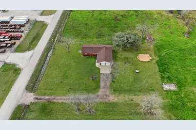 1839 W Henderson Rd, Angleton, TX 77515 - Photo 35
