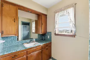 1839 W Henderson Rd, Angleton, TX 77515 - Photo 19