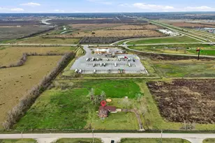 1839 W Henderson Rd, Angleton, TX 77515 - Photo 43