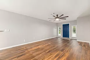 7630 Lady St, Houston, TX 77021 - Photo 9