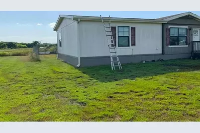 112 Terri Drive, Collinsville, TX 76233 - Photo 3