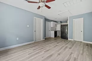 3425 Nettleton St, Houston, TX 77004 - Photo 9
