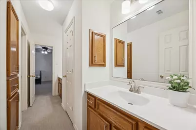 5201 Grand Lake, Bellaire, TX 77401 - Photo 25