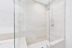 2711 Clinton Dr, Houston, TX 77020 - Photo 23