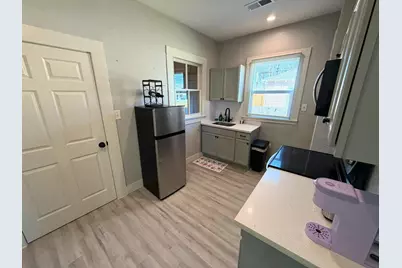 2219 45th Street, Galveston, TX 77550 - Photo 5