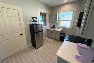 2219 45th St, Galveston, TX 77550 - Photo 5