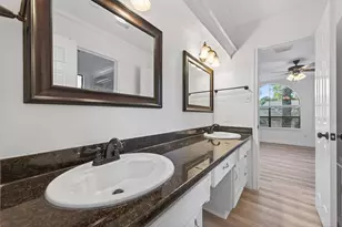 9411 Fenchurch Dr, Spring, TX 77379 - Photo 37