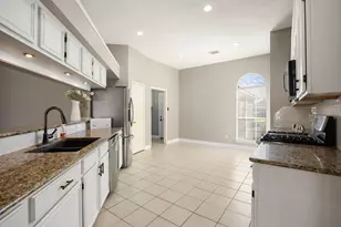 4754 Widerop Ln, Friendswood, TX 77546 - Photo 9