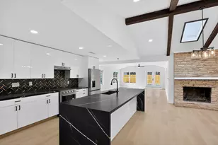 1906 Sunny Brook Dr, Austin, TX 78723 - Photo 5