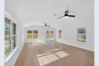 1906 Sunny Brook Drive, Austin, TX 78723 - Photo 25