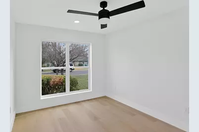 1906 Sunny Brook Drive, Austin, TX 78723 - Photo 13