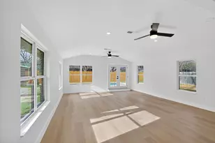 1906 Sunny Brook Dr, Austin, TX 78723 - Photo 25