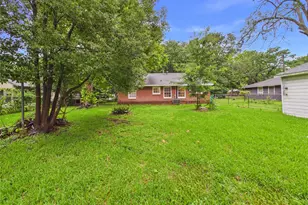 2610 S Crockett St, La Marque, TX 77568 - Photo 29