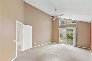 2118 Woodland Park Dr, Houston, TX 77077 - Photo 15