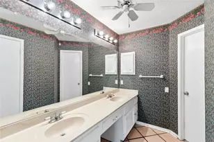 2118 Woodland Park Dr, Houston, TX 77077 - Photo 19