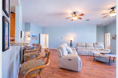 410 Scarlet Sage Drive, League City, TX 77573 - Photo 9