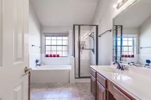 410 Scarlet Sage Dr, League City, TX 77573 - Photo 19