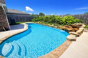 410 Scarlet Sage Dr, League City, TX 77573 - Photo 31