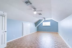410 Scarlet Sage Dr, League City, TX 77573 - Photo 39