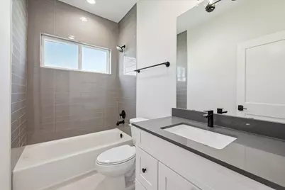 1303 Cordell Street #B, Houston, TX 77009 - Photo 31