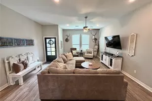 1056 Angus Trail, Angleton, TX 77515 - Photo 5