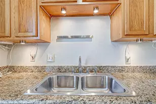 1024 Heights Blvd, Houston, TX 77008 - Photo 7