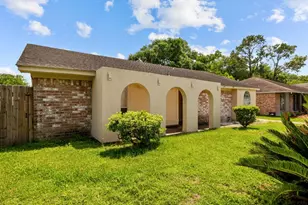 6619 Indian Lake Dr, Houston, TX 77489 - Photo 3