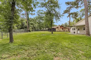 115 Red Oak Ln, Conroe, TX 77304 - Photo 47