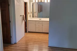 2270 Gemini St, Houston, TX 77058 - Photo 9